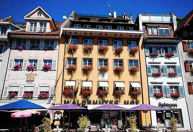 Der Waldshuter Hof beherbergt nun wieder Schweizer Gäste.