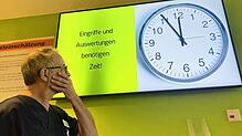 Im Arbeitsalltag läuft Bernhard Kumle und seinem Team oft die Zeit davon. Was dann nervt, sind Patienten in der Notaufnahme, die sich ...