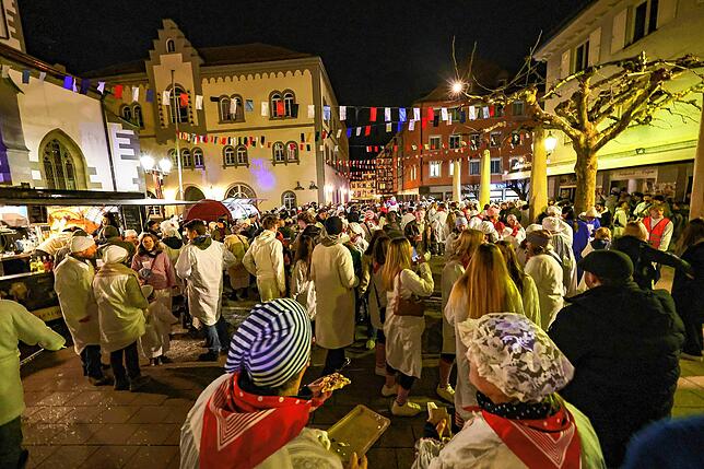 Bild 1: Fasnacht in Radolfzell: Diese Highlights prägten den Hemdglonkerumzug 2025 – Das sind die schönsten Bilder