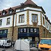Gerade wird an der Ecke August-Ruf-Straße und Hegaustraße kräftig gebaut. Bereits Ende August möchte die Modekette Olymp und Hades hier ...