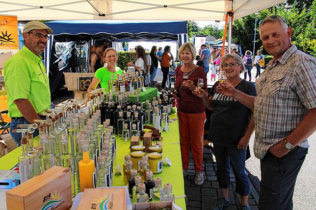 Bild 12: So schön war es auf dem Brunnenfest in Döggingen
