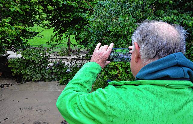 Bild 25: Bilder vom Unwetter in Markdorf: Evakuierung des Campingplatzes