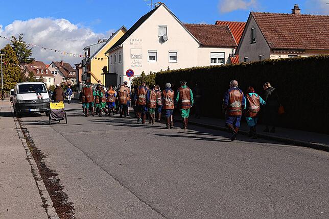Bild 19: Närrisches Treiben in kleinerem Rahmen am Fischbacher Samstag