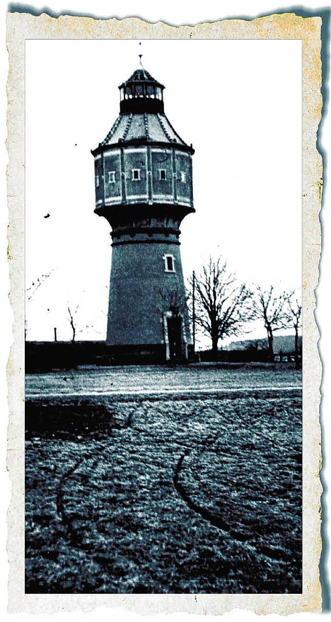 Der alte Wasserturm aus dem Jahr 1907 stand zwischen Friedhof und Wallfahrtskirche Maria Schray.