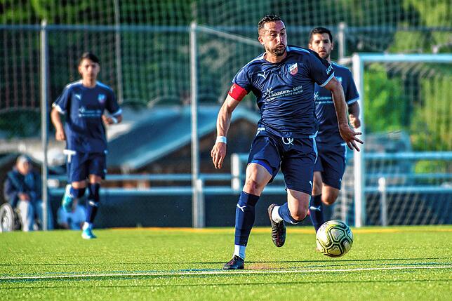 Bild 33: Titelanwärter FC Zell setzt sich mit 6:1 beim VfB Waldshut durch &ndash; und wir haben Bilder!