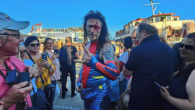 Bild 6: Torture Ship: Bilder vom Boarding in Friedrichshafen  (Teil 2)