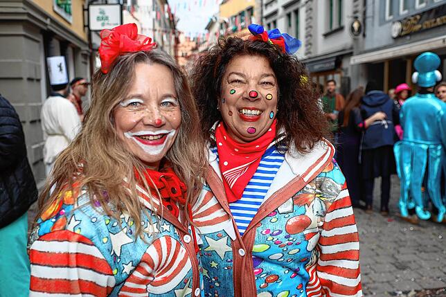 Bild 7: Ho Narro! Die Straßenfasnacht in der Konstanzer Altstadt ist in vollem Gang