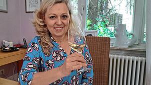 Natalie Lumpp ist Sommelière und hat für den SÜDKURIER neun Grauburgunder verkostet.