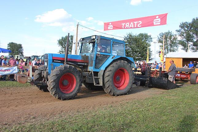 Bild 5: Bilder: Tractorpulling in Sumpfohren 2018