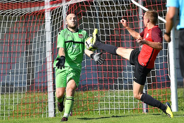 Bild 1: FV Lörrach-Brombach II besiegt den FC Hochrhein mit 7:4 &ndash; und wir haben Bilder!