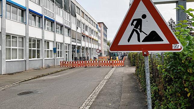 Keine Woche ohne neue Baustelle: Aktuell ist die Wilhelm-Binder-Straße wieder einmal betroffen.