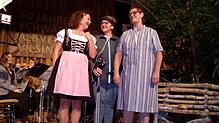 Einen tollen Sketch zeigten (von links): Anni Kramer, Elke Fritz und Uschi Langgartner.