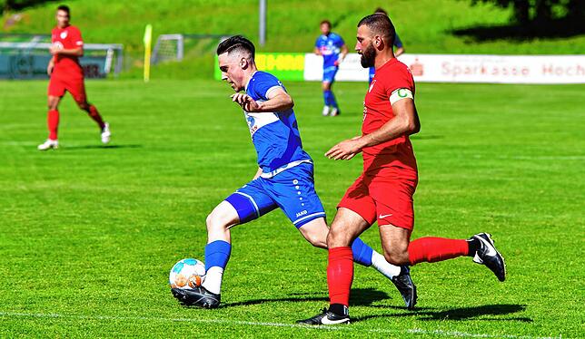 Bild 14: FC Erzingen fegt den FC Tiengen 08 mit 8:1 vom Platz &ndash; und wir haben Bilder!