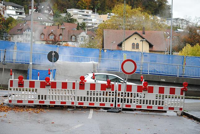 Blick von der Poststraße auf die Rampe der Kolpingbrücke. Die Arbeiten sollen voraussichtlich bis April 2020 andauern.