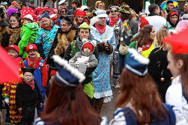 Bild 5: Fasnacht 2025 in Radolfzell: Diese Narren-Bilder zeigen die unvergessliche Machtübernahme
