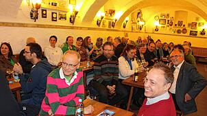 Groß ist das Interesse der Bürger an der &bdquo;Zukunftswerkstatt Bildungspolitik&ldquo;, zu der Dominik Mattes in den Narrenkeller in ...