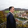 Bürgermeister Ulrich Krieger beim Wahlkampf-Interview mit SÜDKURIER-Redakteur Markus Vonberg.