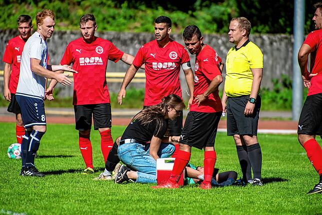 Bild 18: FC Schlüchttal gewinnt beim FC 08 Bad Säckingen mit 4:2 &ndash; und wir haben Bilder!