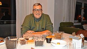 Werner Zeller versteht sich als Botschafter einer bewussteren Esskultur. Der Blumberger ist geprüfter Gewürzsommelier und blüht ...