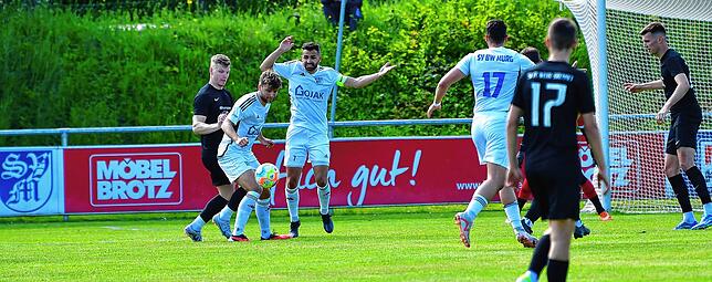 Bild 36: SV Blau-Weiß Murg besiegt SG FC Wehr/Brennet mit 2:0 – und wir haben Bilder!