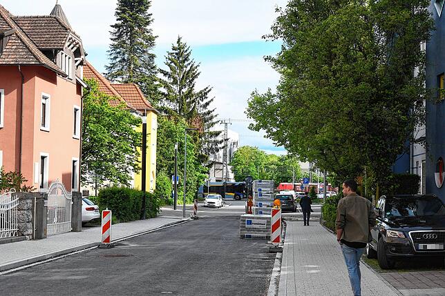 Wo am Donnerstag noch Kontaminationszelte standen, ist am Freitag nichts mehr vom Großeinsatz zu sehen.