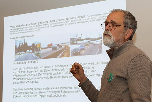 Peter Sachse, einer der Sprecher der Bürgerinitiative Nordzubringer Nein Danke führt aus, warum die Interessengemeinschaft (IG) ...