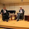Alt-Oberbürgermeister Reinhard Ebersbach, Stefan Hilser, Leiter der SÜDKURIER-Lokalredaktion und Moderator, und Oberbürgermeister Jan ...