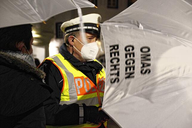 Vor Ort war erneut ein Anti-Konflikt-Team der Polizei. Zu tun hatte dieses aber nicht viel.