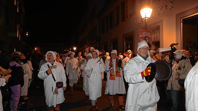 Bild 5: Schmotziger Dunschtig: Hier spielt die (Guggen-)Musik in Konstanz