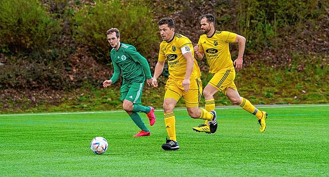 Bild 2: SV Schwörstadt siegt mit 6:2 beim SV Nollingen &ndash; und wir haben Bilder!