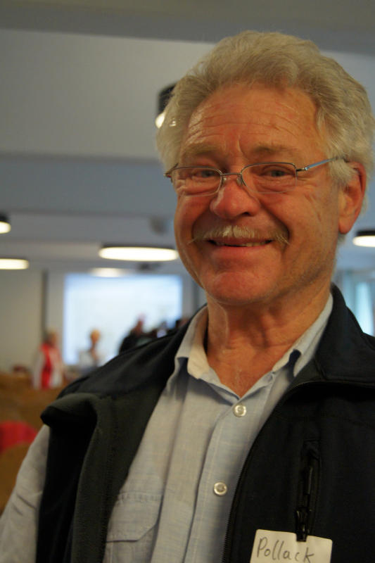 "Ich sehe ein Problem für den Edeka, weil er keine Frischetheke hat", sagt Ralph Pollak