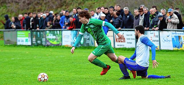 Bild 21: Die besten Bilder vom Bezirksliga-Derby im Mindlestal
