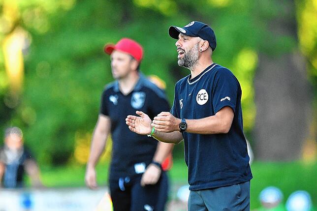 Bild 4: VfB Waldshut siegt 2:1 beim FC Emmendingen und steigt in die Landesliga auf &ndash; wir haben Bilder!