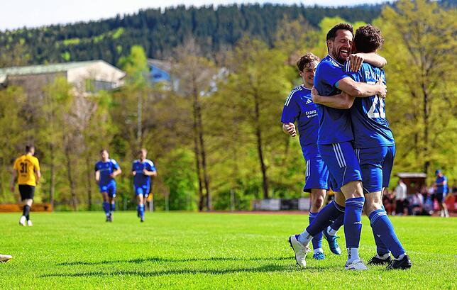 Bild 23: Unsere große Bildergalerie vom 3:0-Sieg des FC Neustadt gegen den FC Gutmadingen