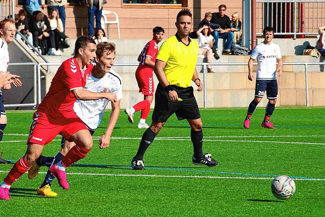 Bild 30: FV Lörrach-Brombach U23 feiert beim 3:0 gegen den FC Schlüchttal seinen zweiten Sieg in Folge &ndash; und wir haben die Bilder