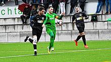 Der Tannheimer Stephan Schwörer (links) im Duell mit Dennis Kleiser vom FC Brigachtal. Sowohl Tannheim als auch Brigachtal wechselten ...