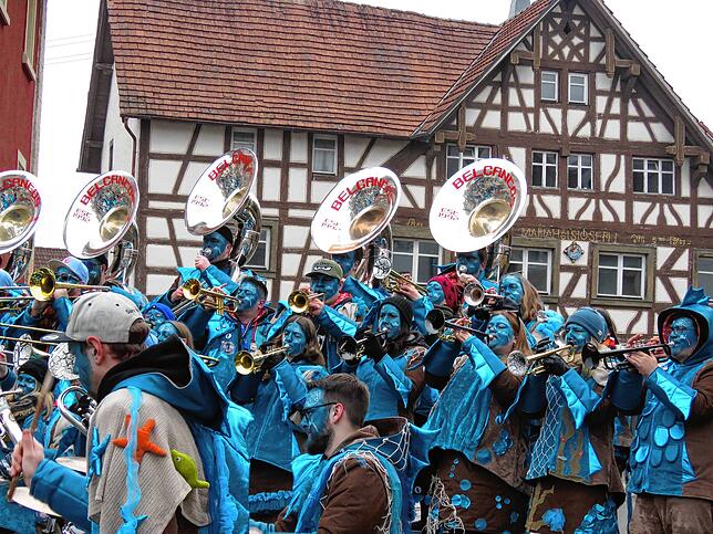 Bild 13: Guggentreffen in Leipferdingen