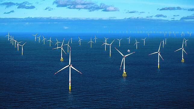 Bald auch im Bodensee? Das Bild zeigt den Offshore-Windpark Dolwin Alpha in der Nordsee. Der Teilregionalplan Energie sieht jedoch am ...