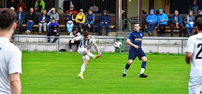 Bild 32: FC Wittlingen setzt sich mit 3:1 gegen VfB Waldshut durch – und wir haben Fotos!