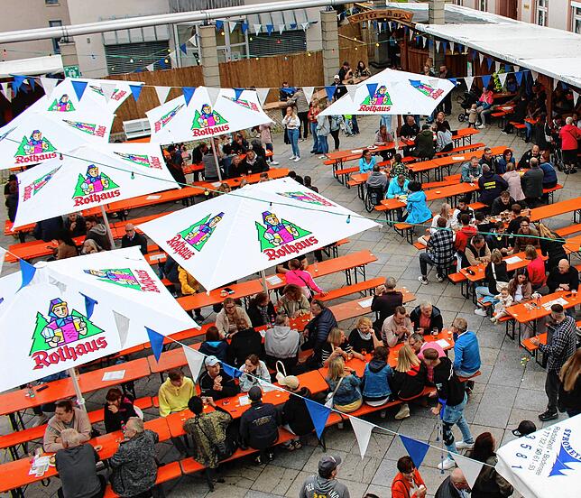 Bild 2: Hier sind die besten Bilder vom Laubenfest in Wehr