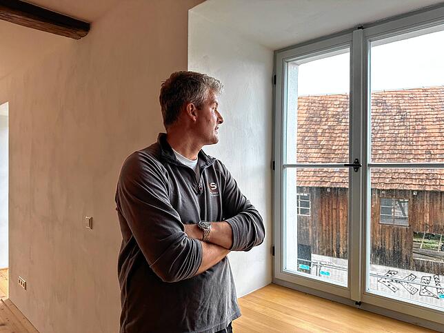 Sebastian Schmäh arbeitet als Projektentwickler des Areals. Er ist Inhaber des Unternehmens Holzbau Schmäh in Meersburg.
