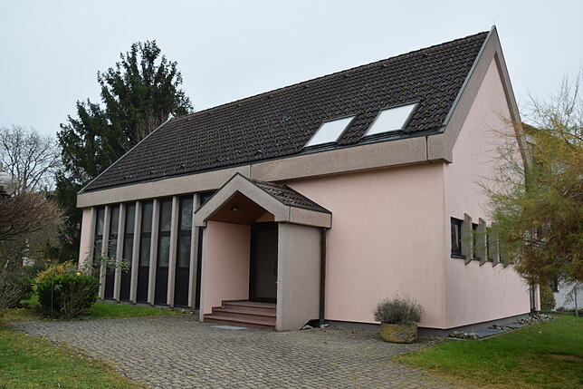 Die Räume der neu-apostolischen Kirche in Ludwigshafen könnten während der Kindergarten-Neubauzeit für Viertklässler der Schule umgebaut ...