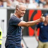 „Wir vergeben das 3:0, kurz darauf kriegen wir das 2:1“, beschrieb Streich die beiden Szenen, „da dachte ich, oh nein, ...