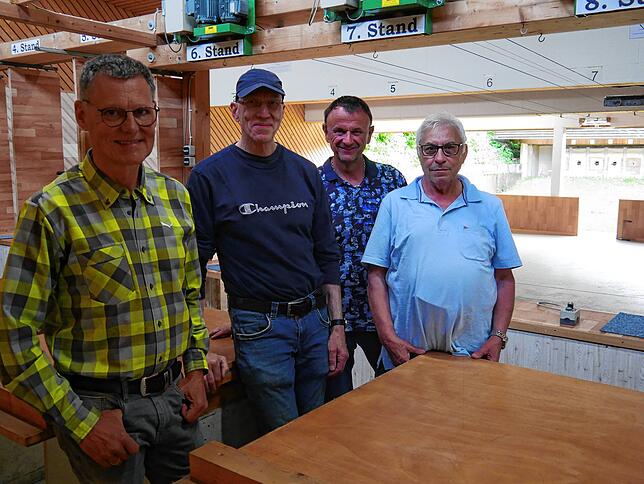Sie sind begeisterte Sportschützen und kämpfen viel mit Vorurteilen (von links): Werner Berchtold, Kay Erdmann, Thilo Simeoni und ...