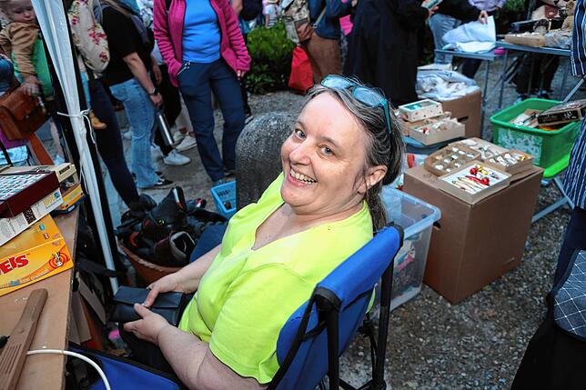 Bild 19: In Konstanz ist wieder großer Flohmarkt – und Tausende Besucher sind wieder dabei