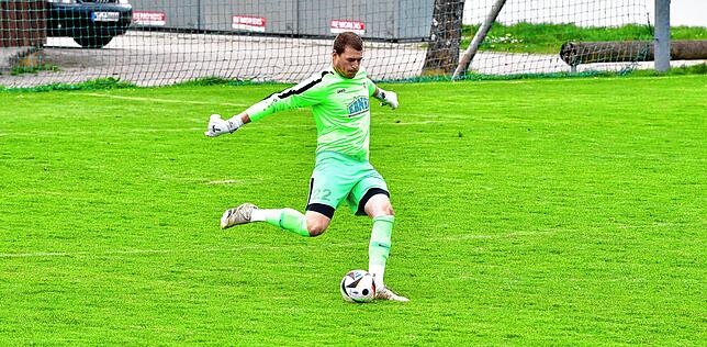 Bild 18: SV Nöggenschwiel besiegt den FC Dachsberg mit 8:1 – und wir haben Fotos!