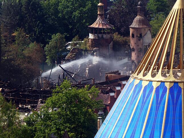 Bild 8: Nach dem verheerenden Brand: Bilder dokumentieren die Schäden im Europa-Park