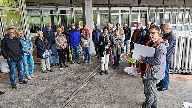 30 SÜDKURIER-Leser erhielten einen exklusiven Einblick in die Baustelle des neuen Gesundheitscampus. Im Bild rechts ...