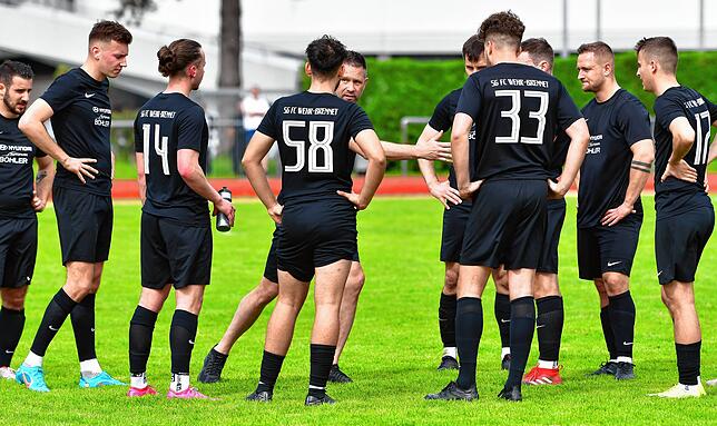 Außenseiter, aber nicht chancenlos: Die SG FC Wehr/Brennet spielt in Efringen-Kirchen gegen den VfR Bad Bellingen das Endspiel um den ...