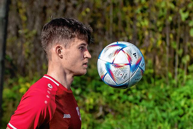Kopfsache: Johannes Baumgartner II und die SG Höchenschwand/Häusern sind zwar die Tabellenführung am elften Spieltag nach der Niederlage ...